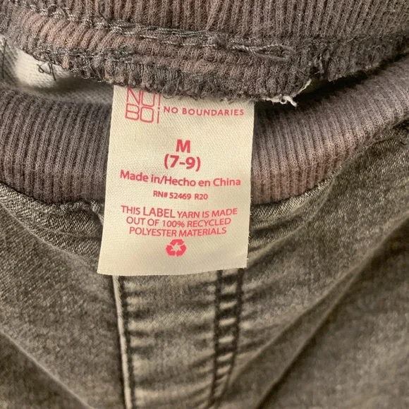 No Boundaries Pre-loved EUC pull-on Jeggings with back pockets - Picture 4 of 4